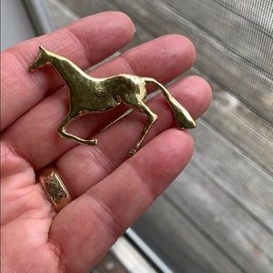 Annie Dick horse brooch